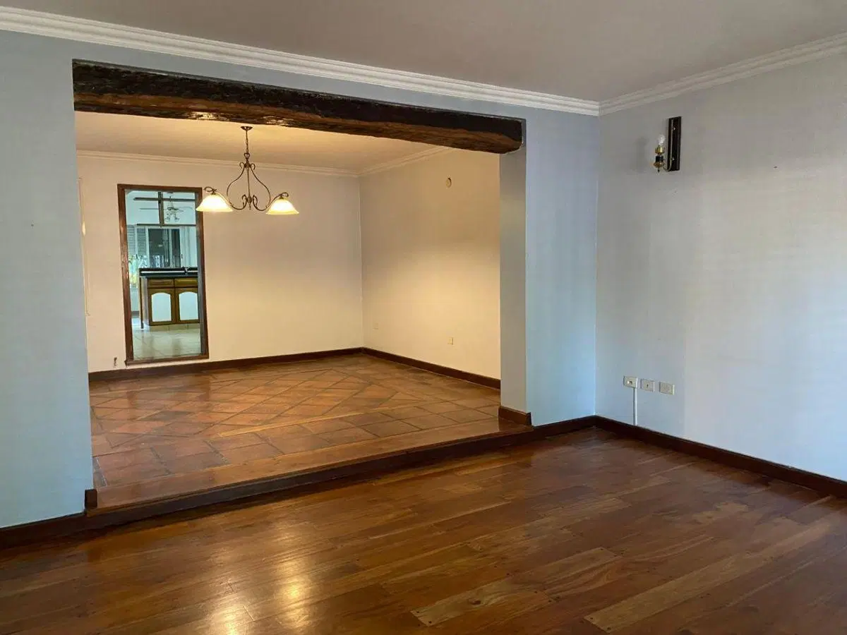 Importante casa en venta en el casco de San Fernando 4