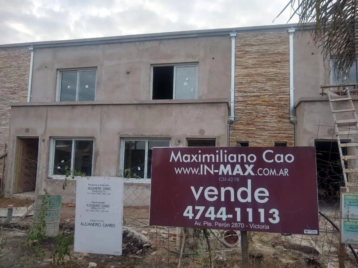 Hermoso duplex en venta sobre Av Libertador en Punta Chica 5