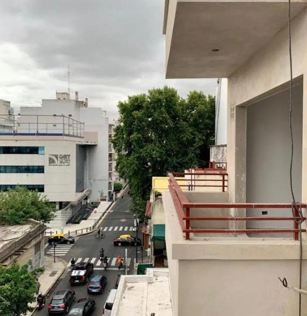 Hermoso duplex en venta sobre Av Libertador en Punta Chica 4