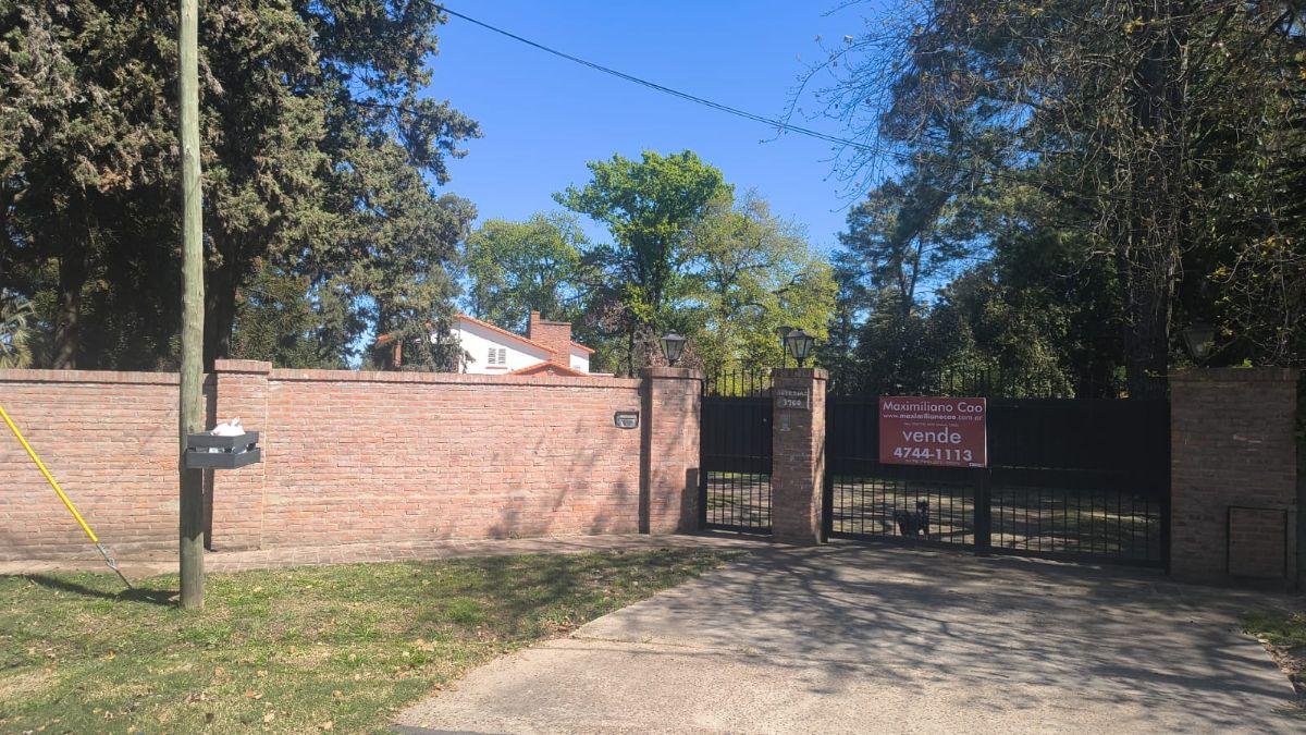 Foto de Excepcional casona en venta sobre lote de 4800 ms en Ricardo Rojas, imagen 3