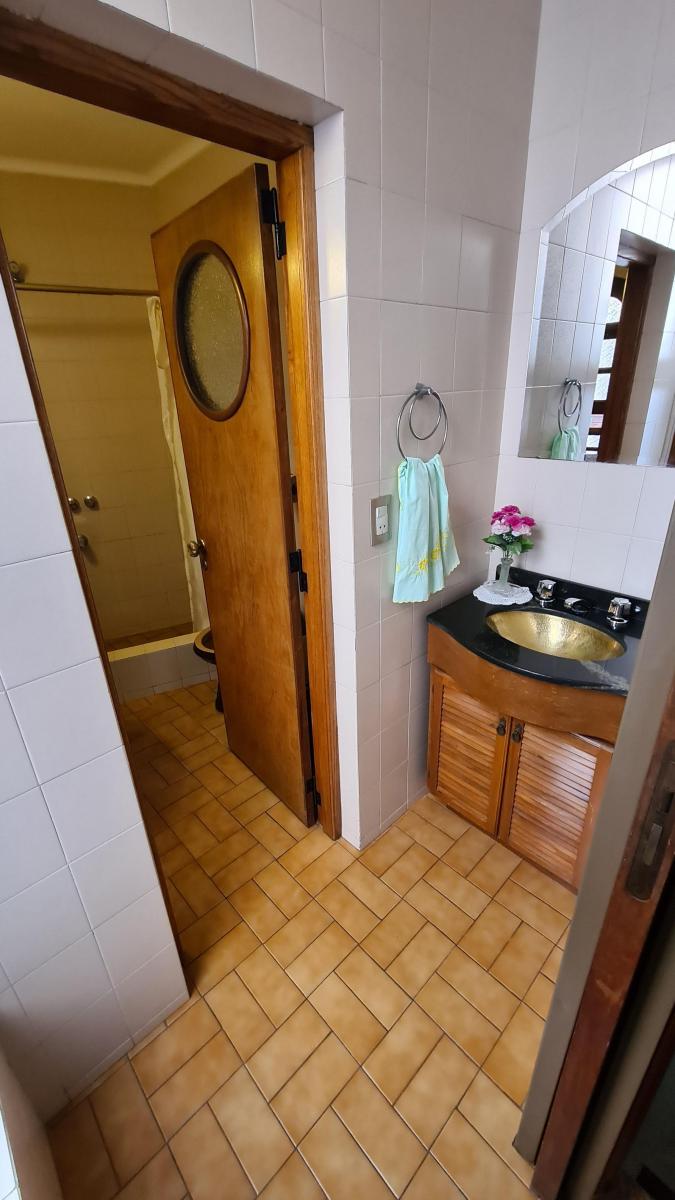Foto de Cochrane 3100-Casa 244m2 en lote propio con excelente calidad de, imagen 2