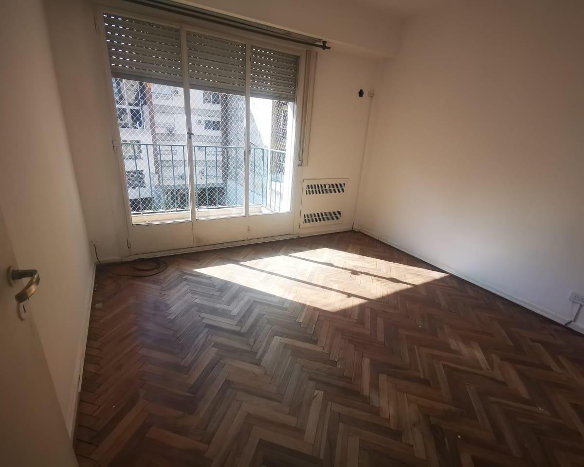 P Lozano 3000 - Departamento 3 Ambientes 72 m² Contra Frente con Balcon 2