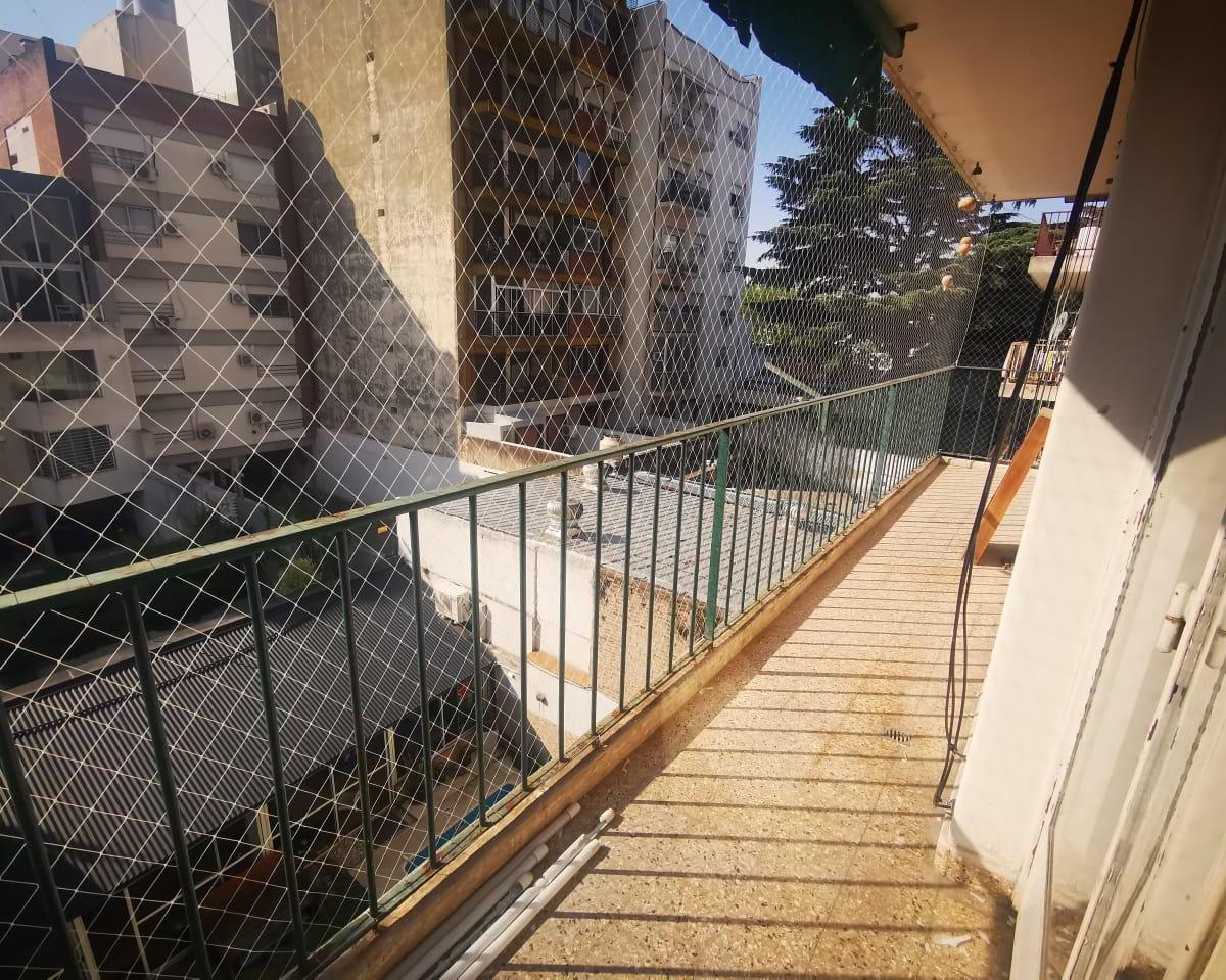 P Lozano 3000 - Departamento 3 Ambientes 72 m² Contra Frente con Balcon 4
