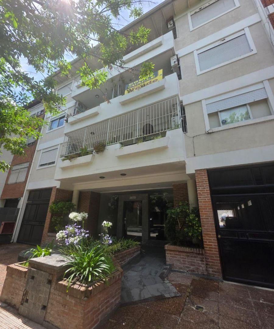 simbron 3500-Departamento 3 ambientes 100m2 con balcon terraza y cochera