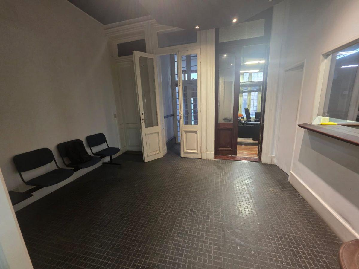 Foto de sanchez de loria 100-Inmueble comercial sobre lote propio de 265m2 en, imagen 5