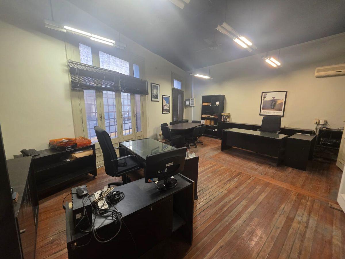 Foto de sanchez de loria 100-Inmueble comercial sobre lote propio de 265m2 en, imagen 2