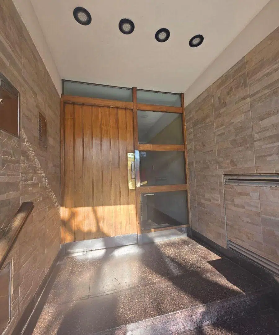 Bolivia 1400-Semi piso 2 ambientes 47m2 impecable estado balcon a metros j b justo 5
