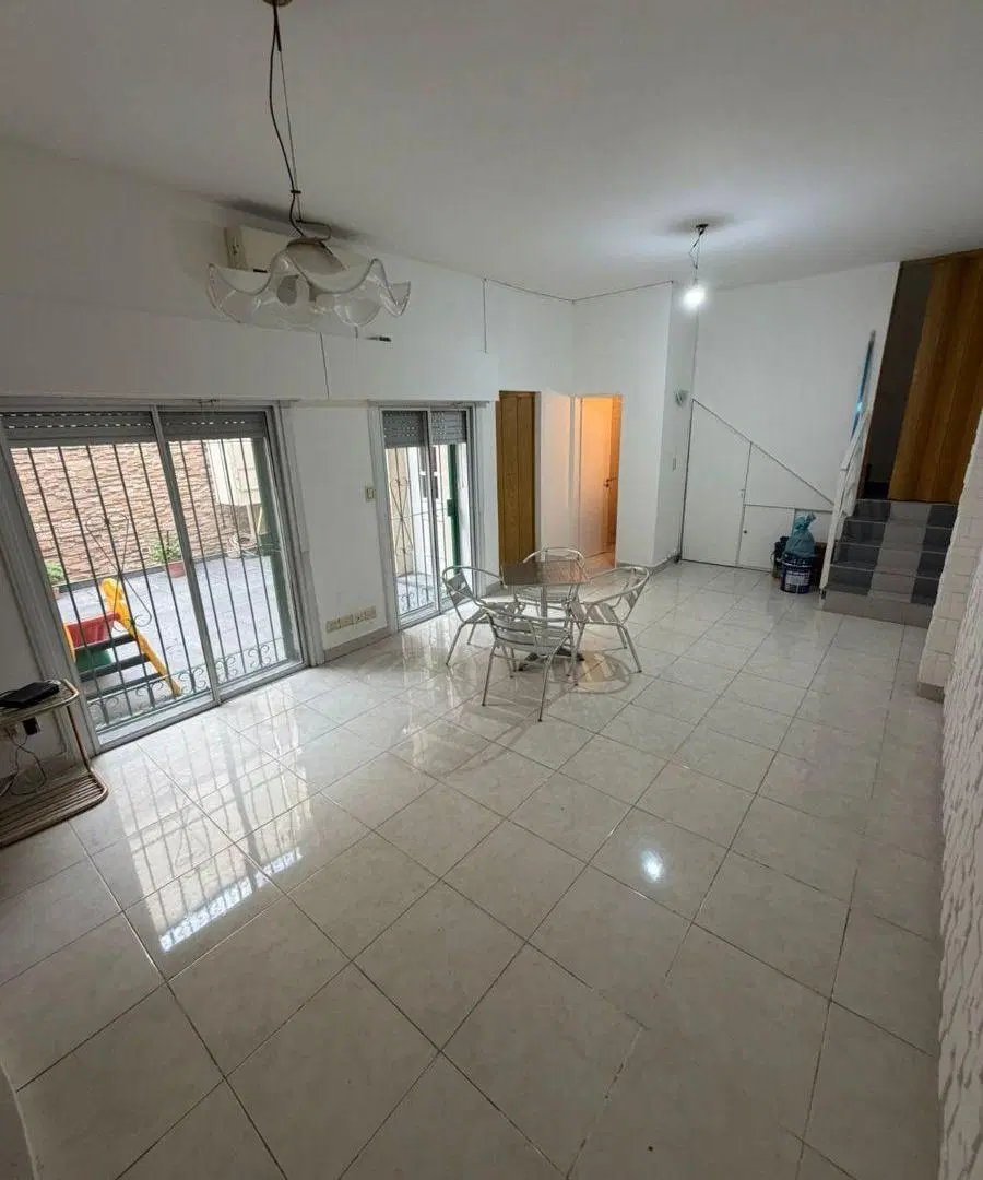 Biarritz 2500-Ph 3 ambientes con patio y terraza cocina comedor sin exp 3