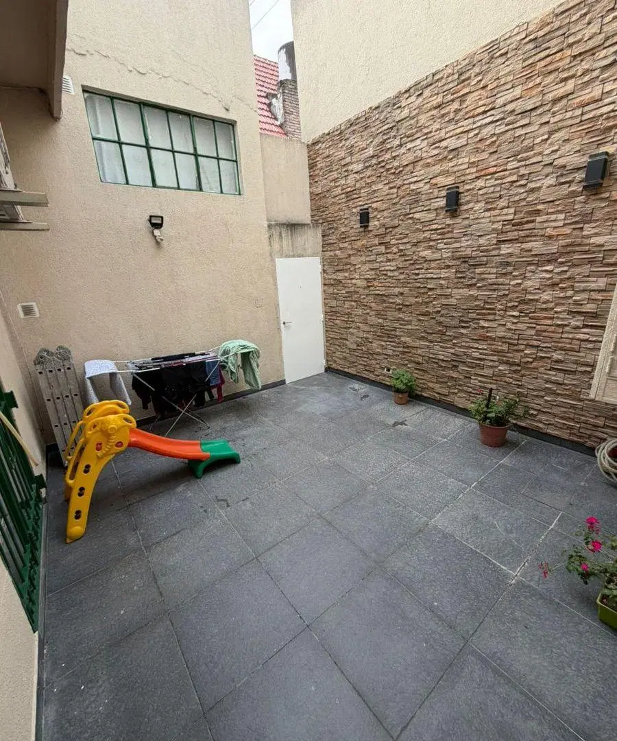 Biarritz 2500-Ph 3 ambientes con patio y terraza cocina comedor sin exp 4