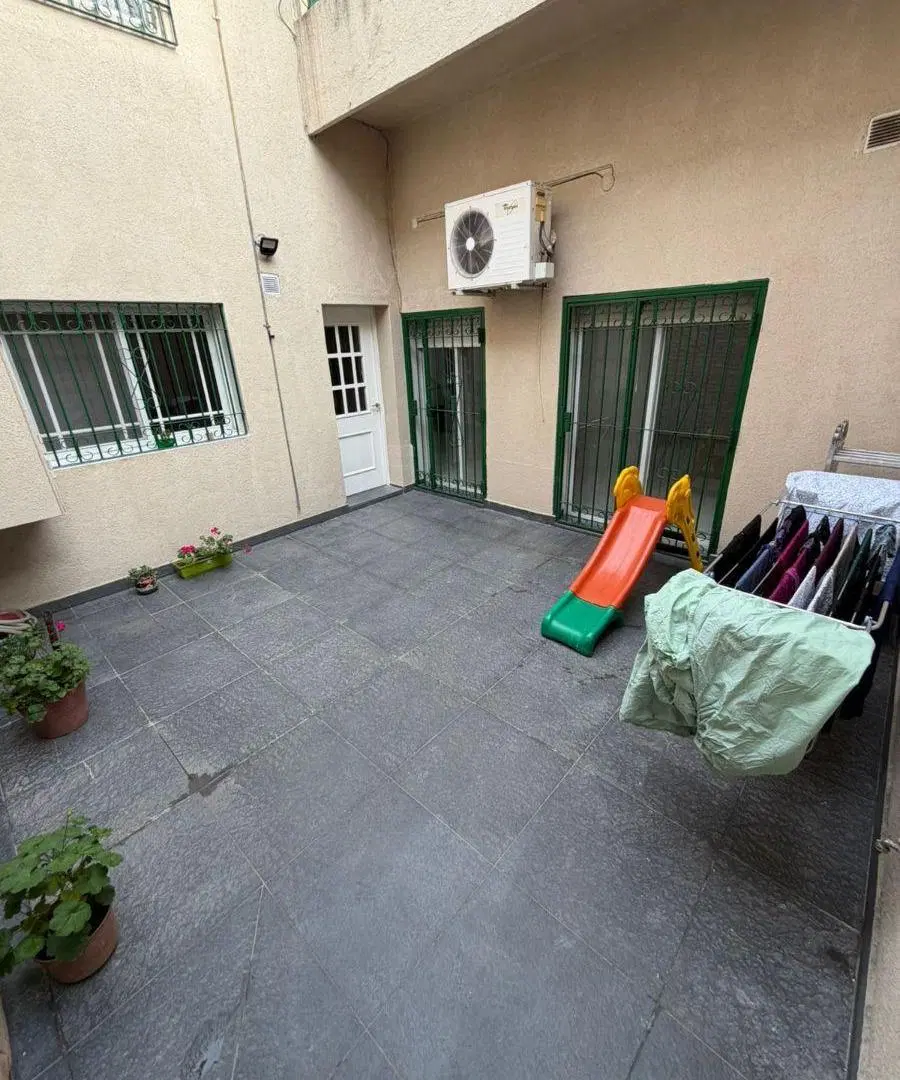 Biarritz 2500-Ph 3 ambientes con patio y terraza cocina comedor sin exp 1