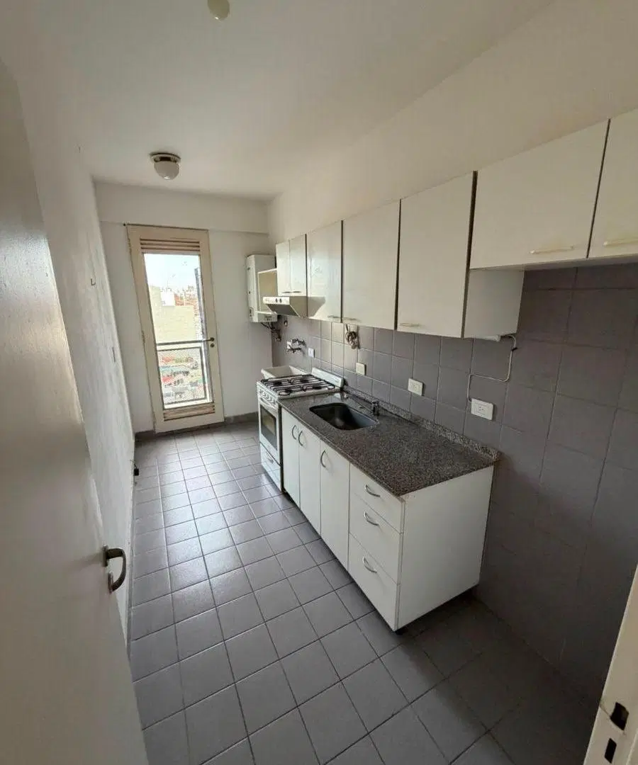 R. Escalada san martin 2700-Departamento 3 ambientes 57m2 con balcon vista abierta seguridad 8