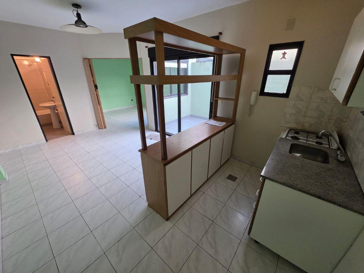Foto de Dr luis belaustegui 3500-Departamento planta baja 2 ambientes patio, imagen 1