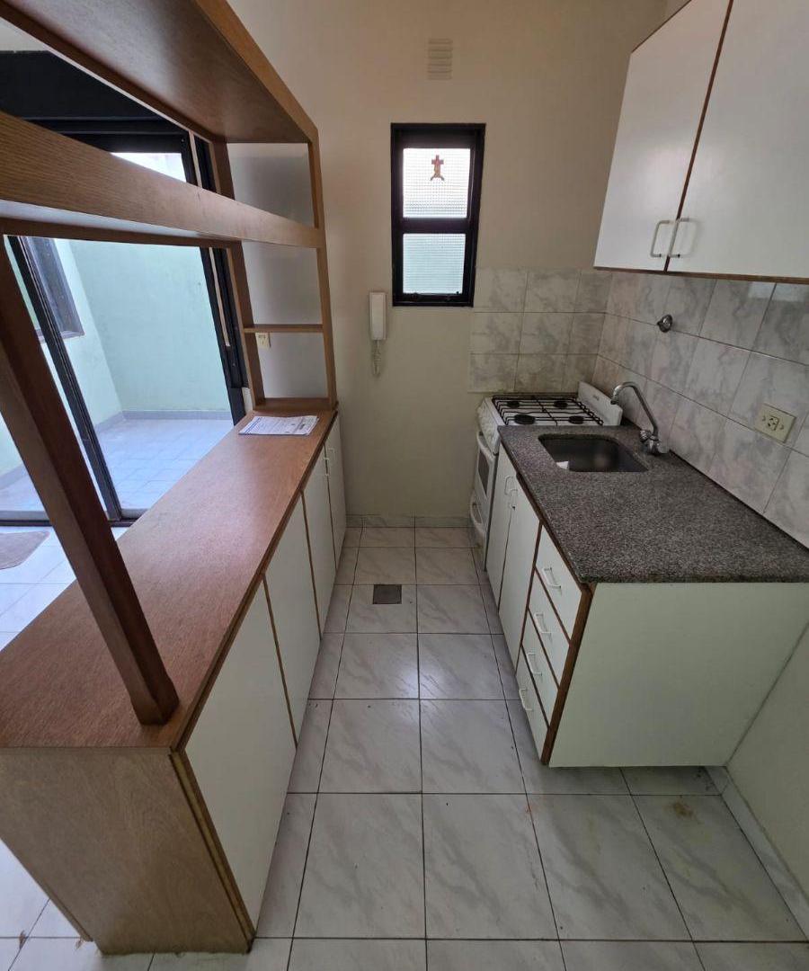 Foto de Dr luis belaustegui 3500-Departamento planta baja 2 ambientes patio, imagen 2