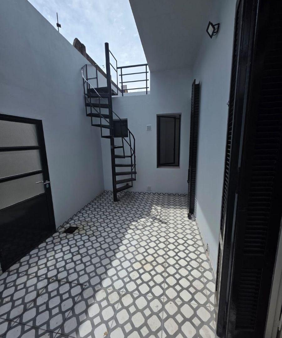 Foto de Emilio lamarca 1800-PH 2 ambientes a nuevo de 93m2 con terraza y patio, imagen 5