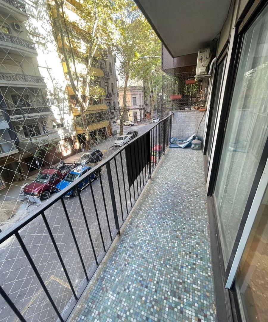 Foto de ALQUILER - PALERMO - Excelente 3 amb c/ balcón corrido al frente, imagen 4