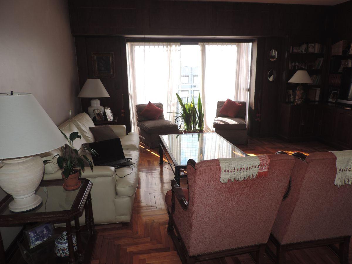 Foto de VENTA - EXCELENTE SEMIPISO EN CABALLITO - 4 AMB C/ DEP, imagen 3