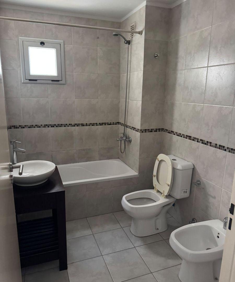 Foto de Alquiler- Departamento Monoambiente C/ Balcon al frente- Colegiales, imagen 4