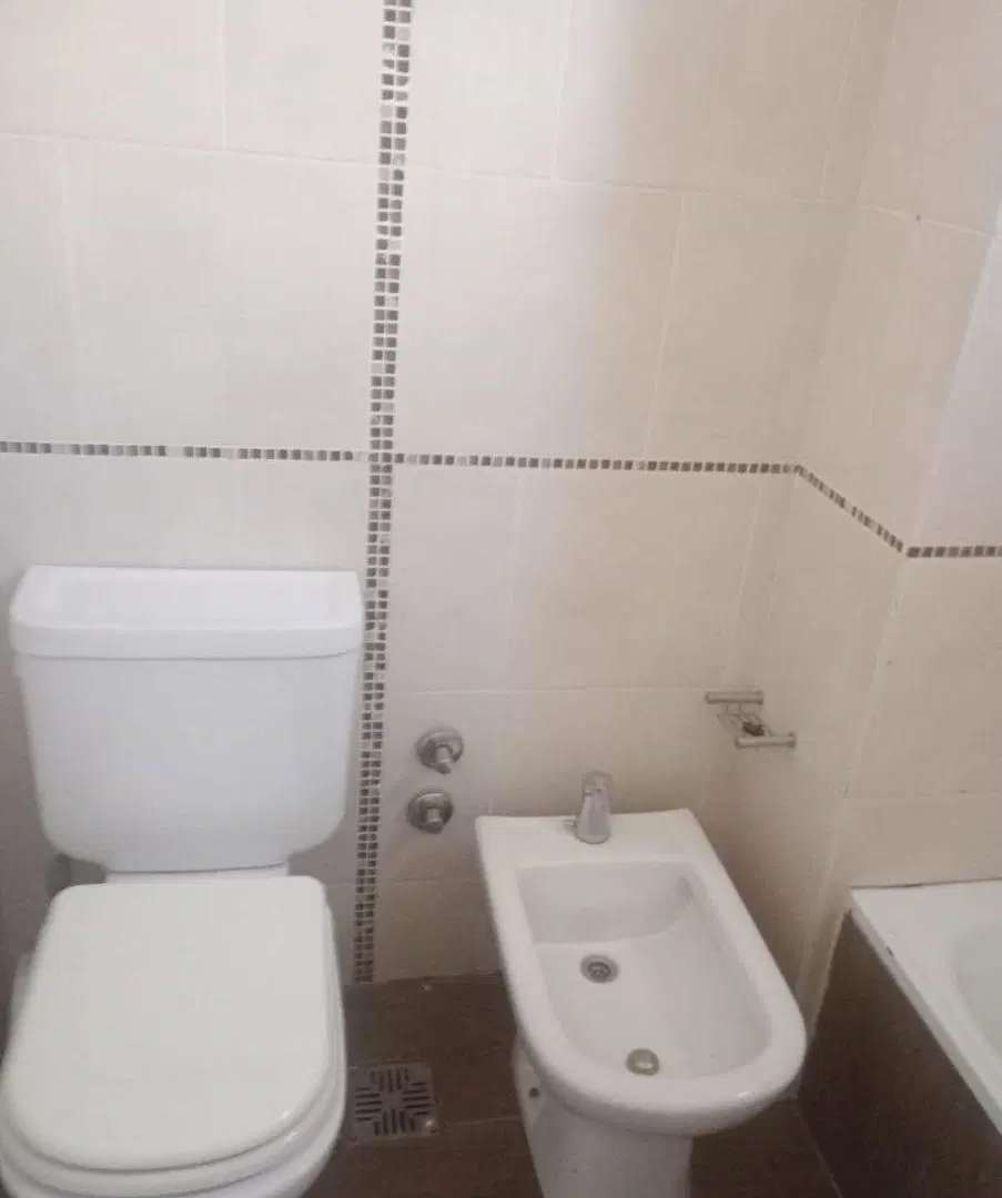 2 AMBIENTES AL FRENTE CON BALCÓN , MUY LUMINOSO, EXCELENTE UBICACIÓN - APTO PROFESIONAL-SUM-PISCINA 4