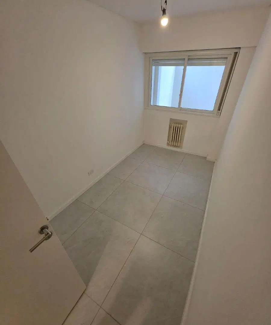 EXCELENTE DEPARTAMENTO 4 AMB. - PLANTA BAJA - 2 PATIOS - 2 BAÑOS - BAULERA - INMEJORABLE UBICACION 4