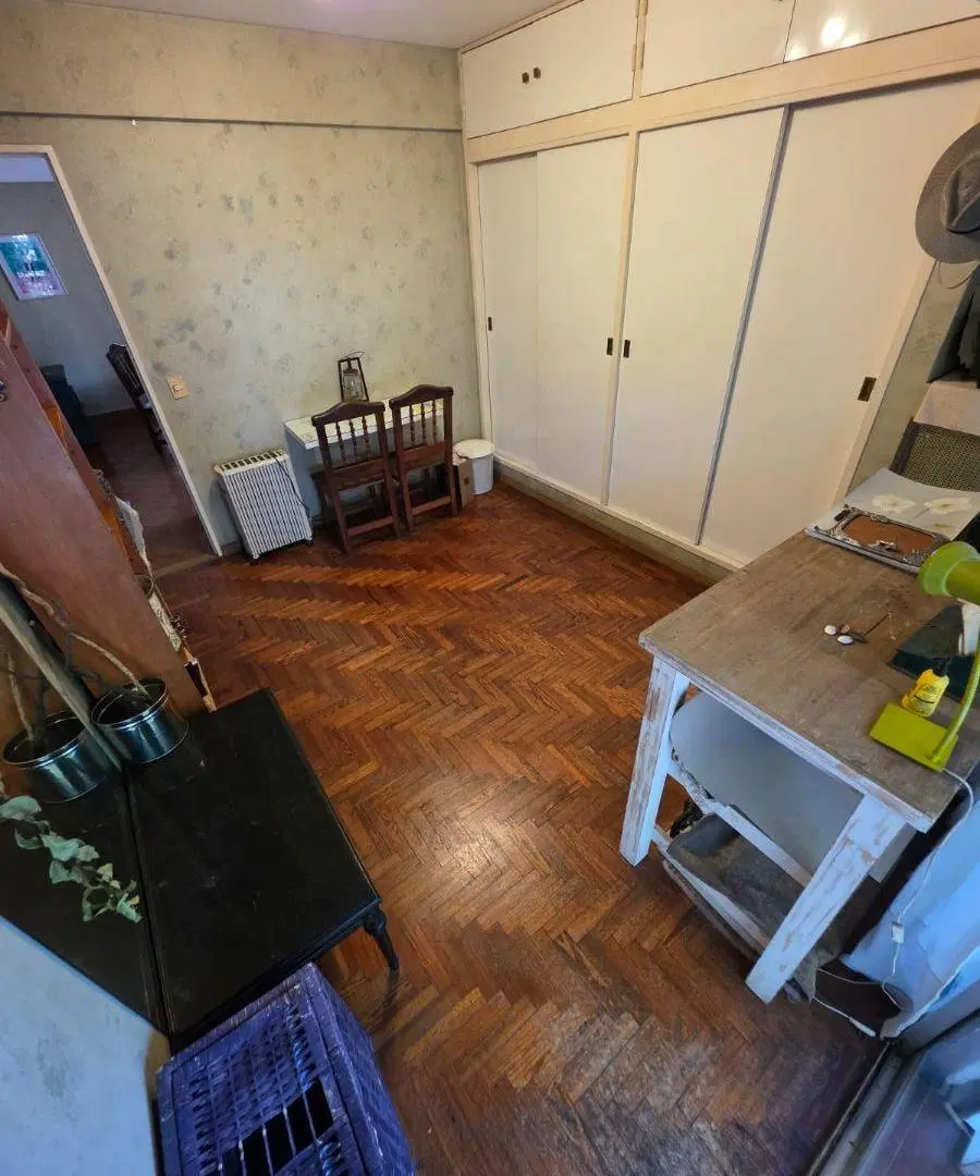 MUY BUEN PH 4 AMB. 2DO PISO POR ESCALERA - GRAN PARQUE COMUN CON QUINCHO Y PARRILLA - MUY LUMINOSO 5