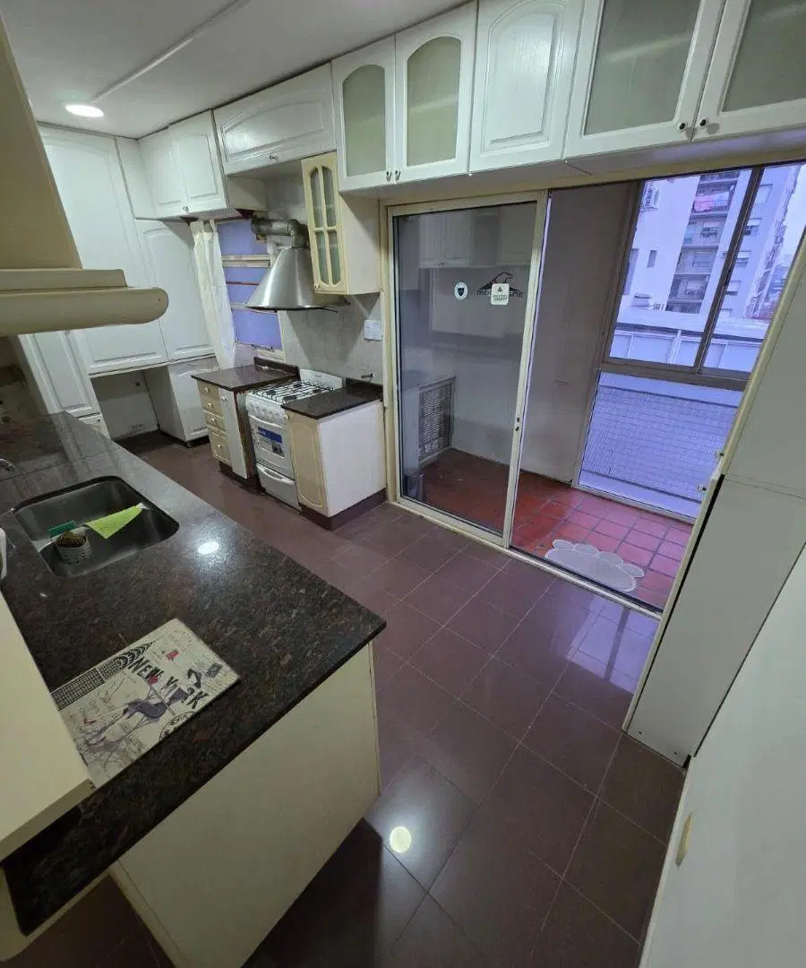 GRAN DEPARTAMENTO 2 AMB. CON DEPENDENCIA - AL CONTRAFRENTE - AMPLIA COCINA - BALCON 5