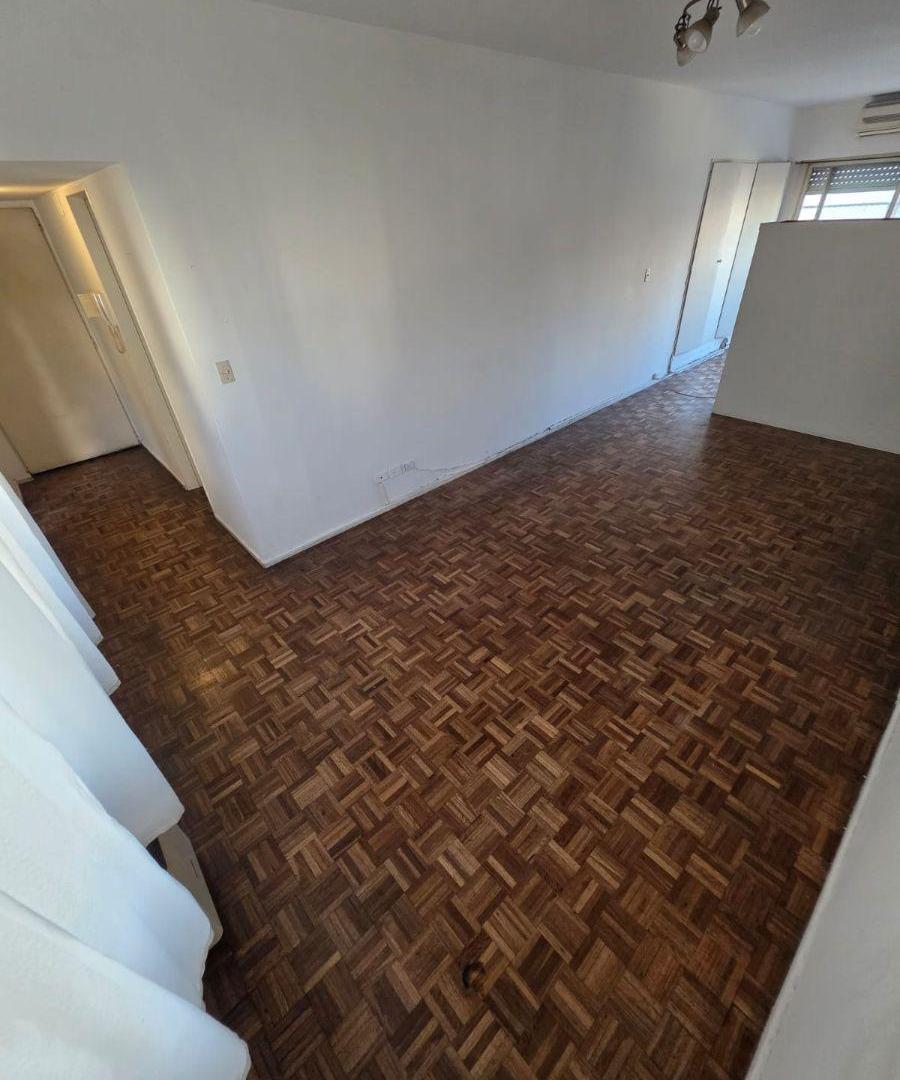 Foto de MUY LINDO MONOAMBIENTE, CONTRAFRENTE CON BALCÓN, AMPLIA COCINA, imagen 2