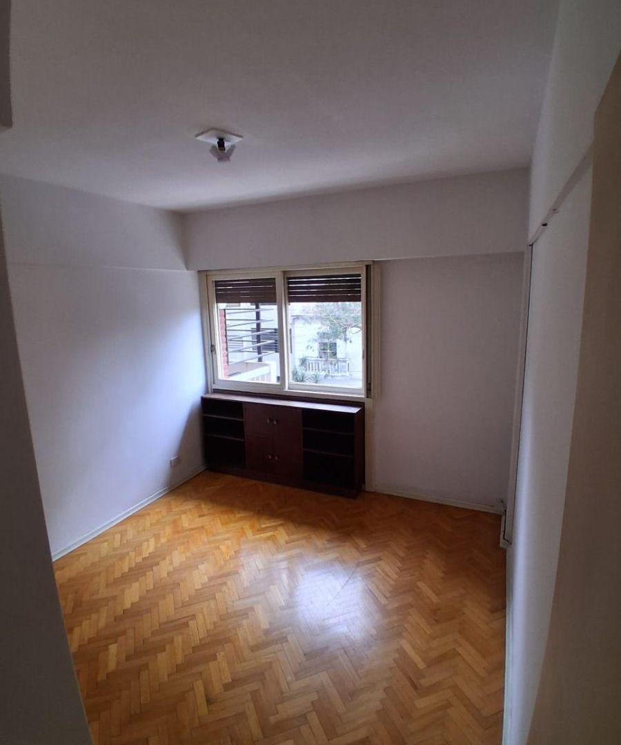 Foto de 2 AMBIENTES - FRENTE - BALCÓN - COCINA SEPARADA - LAVADERO, imagen 5