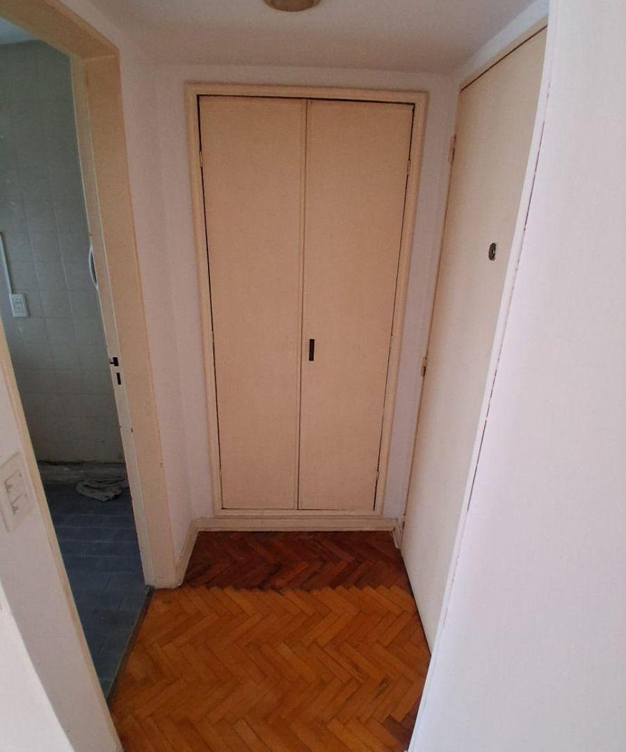 Foto de 2 AMBIENTES - FRENTE - BALCÓN - COCINA SEPARADA - LAVADERO, imagen 3