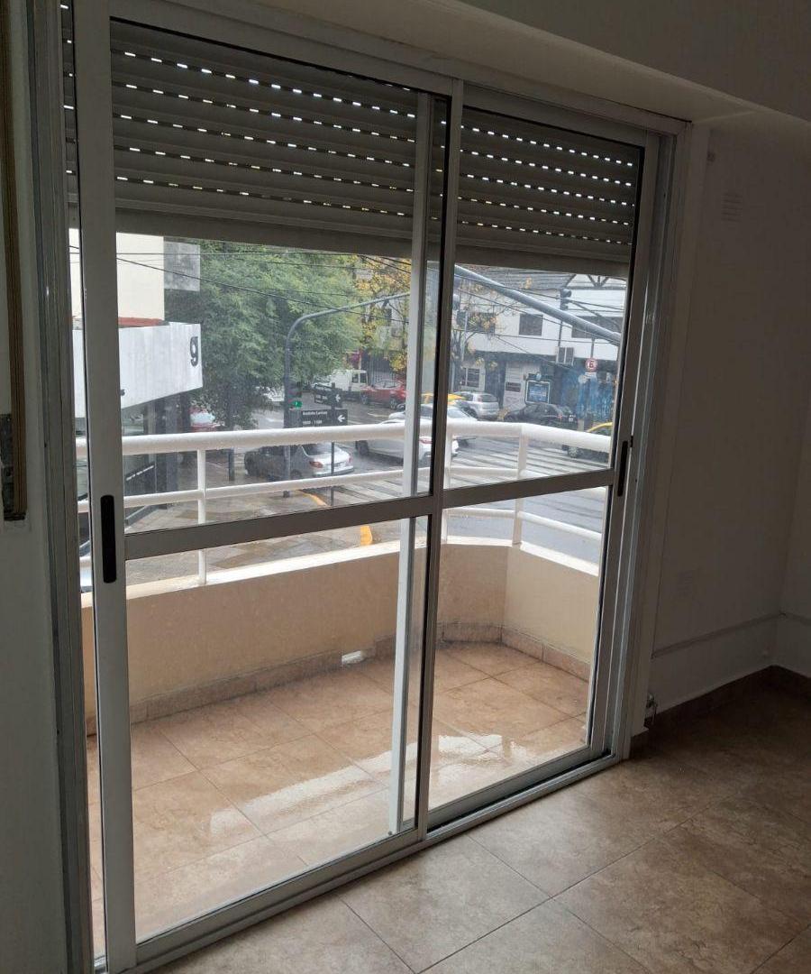 Foto de 2 AMB, FRENTE, BALCÓN, MUY LUMINOSO, EXPENSAS $140.000 INCLUYE ABL Y, imagen 5