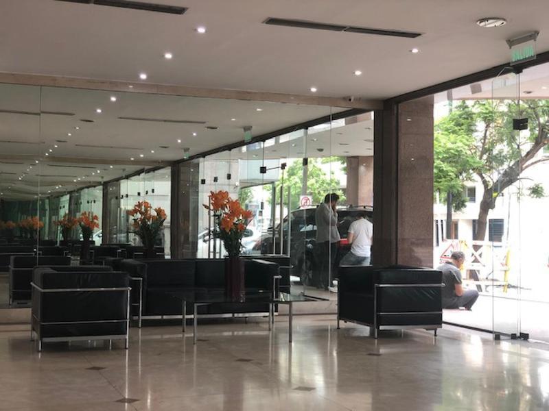 Foto de Alquiler de oficina de 575 m2 en Vicente López, imagen 3