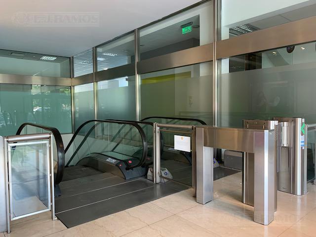 Foto de Alquiler de oficina de 700 m2 en Olivos, imagen 3
