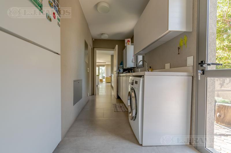 Foto de LJ RAMOS VENDE | CASA AYRES DE PILAR | INMEJORABLE ACCESO KM 43.5, imagen 4