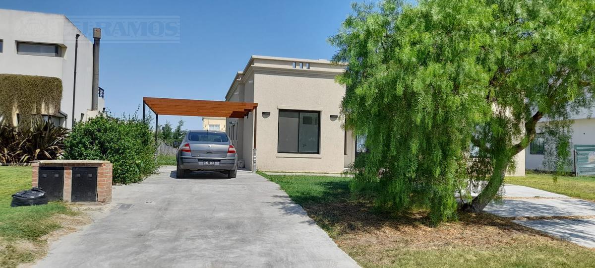 Casa en VENTA CON RENTA San Sebastián MB
