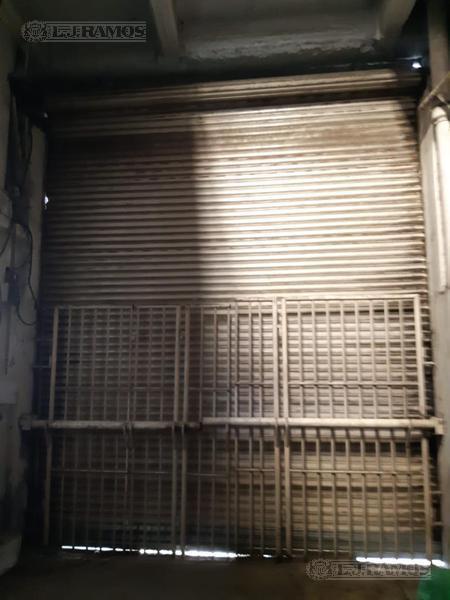 Depósito en Venta en Avellaneda 3