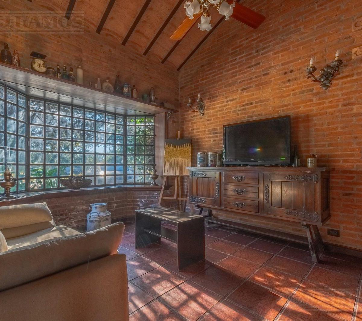 Casa en Nautico Escobar Oportunidad Mb 2