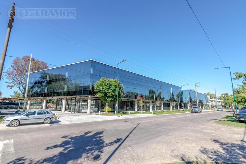 Alquiler de oficina de 127 m2 en San Isidro