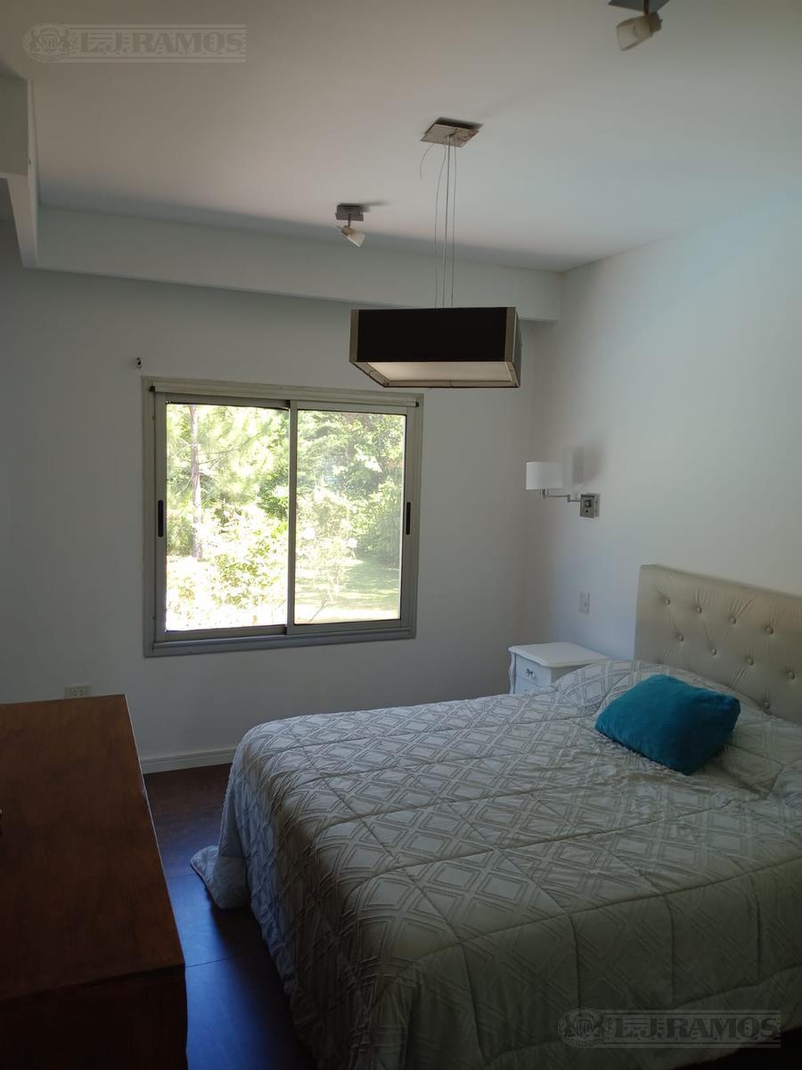 Foto de Casa 5 ambientes en Barrio Los Eucaliptus - Haras Santa Maria - MB, imagen 5