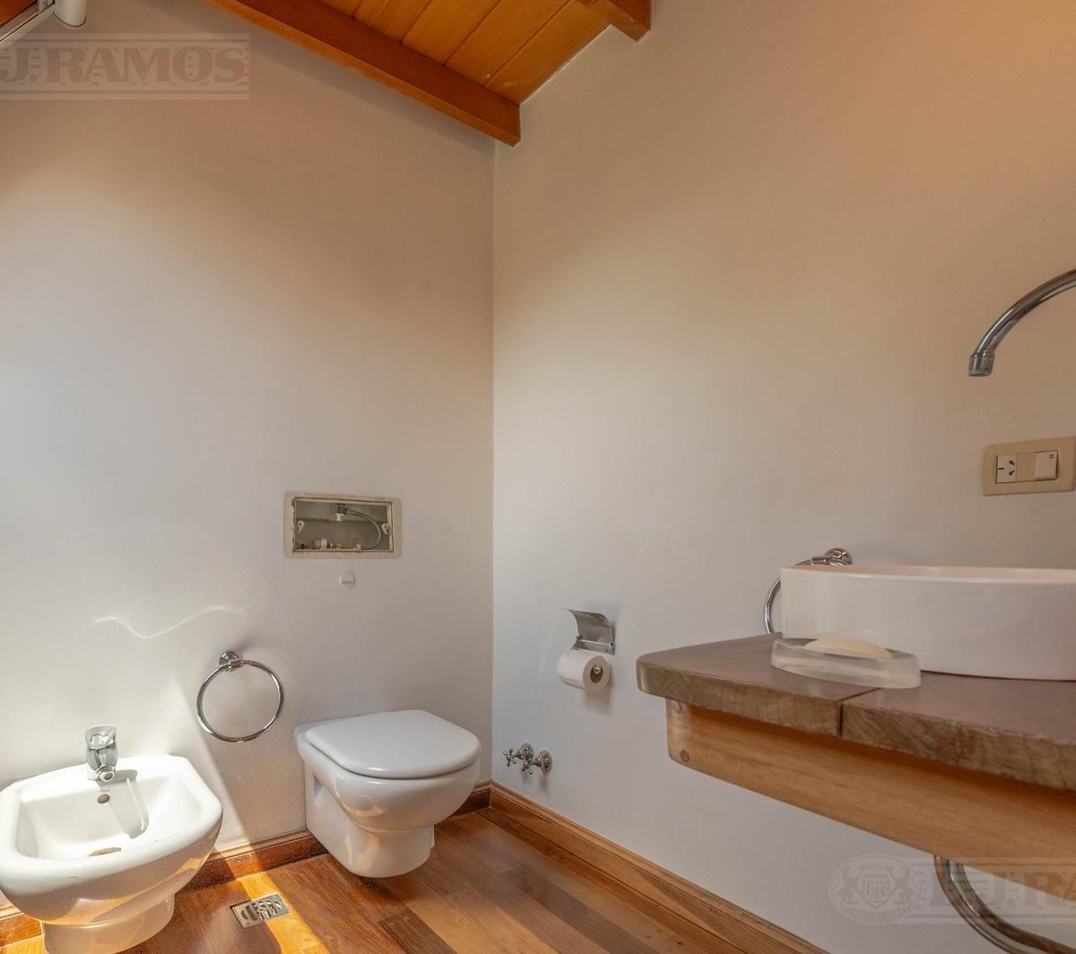 Lj Ramos | Casa en Venta | Highland Park Cc, del Viso, Pilar | 5