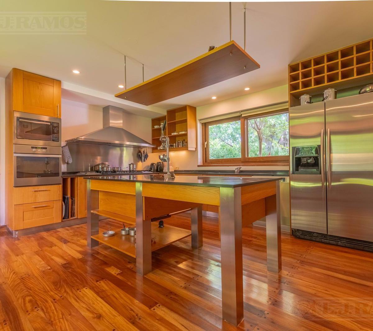 Lj Ramos | Casa en Venta | Highland Park Cc, del Viso, Pilar | 4
