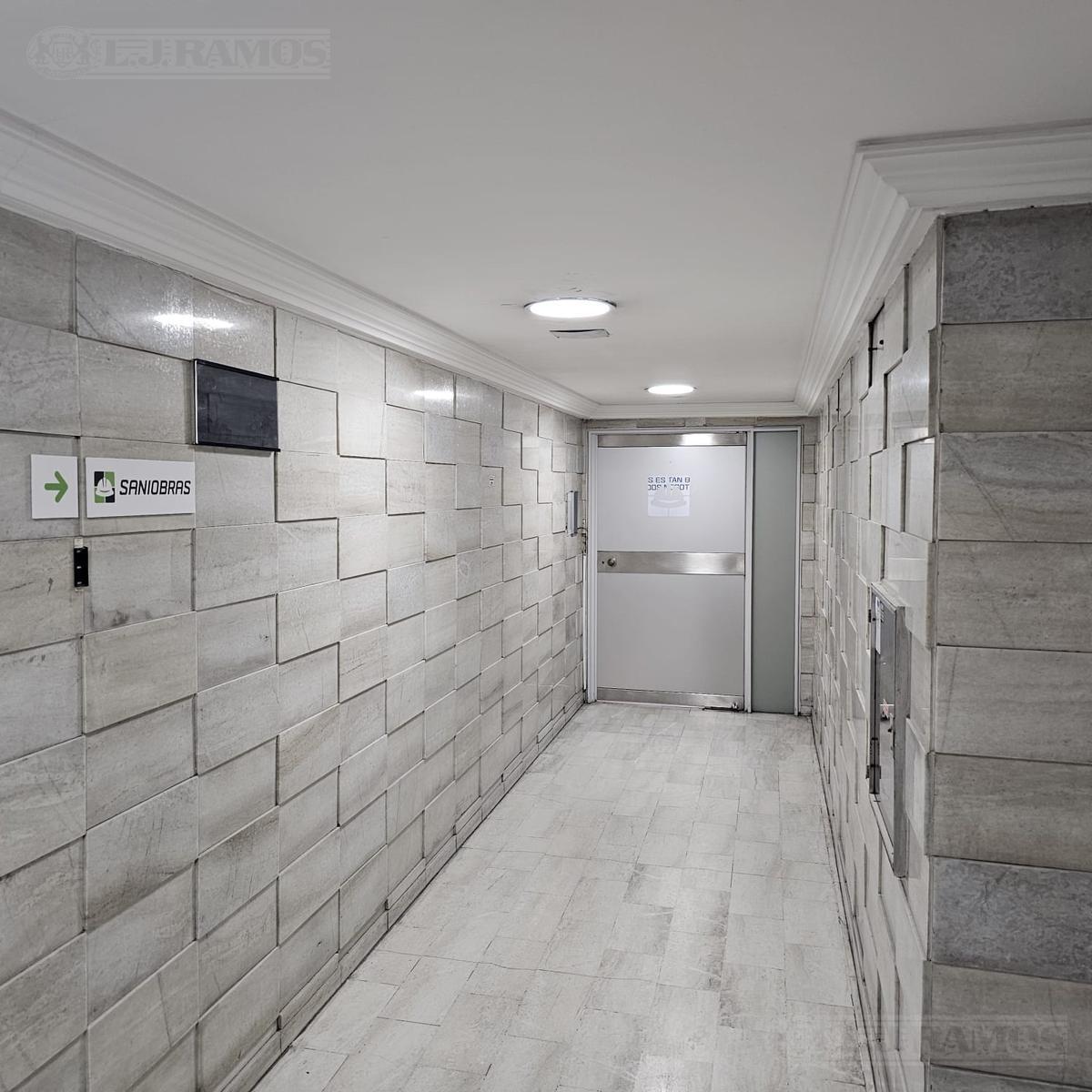 Foto de Alquiler de oficina de 260 m2 en San Telmo, imagen 4