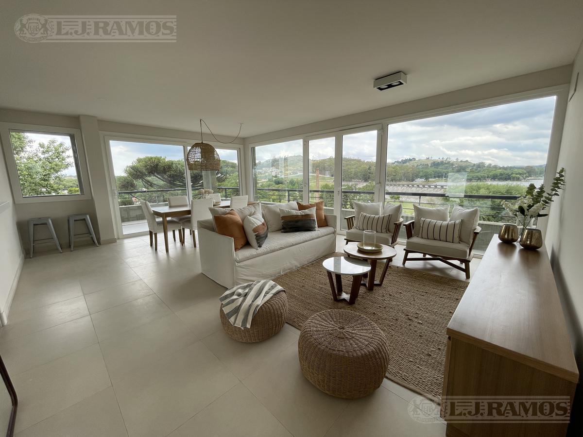Espectacular Departamento Amoblado en Tandil. Increíble y Única Vista Al Dique y a Toda La Ciudad. 5