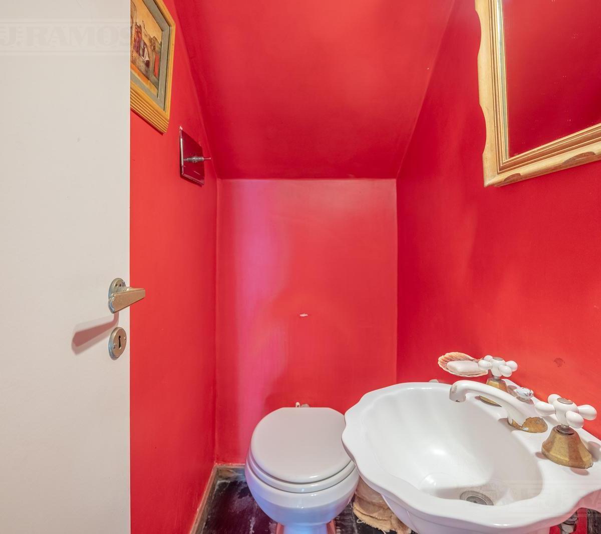 Excelente Casa en Venta en La Horqueta San Isidro 2