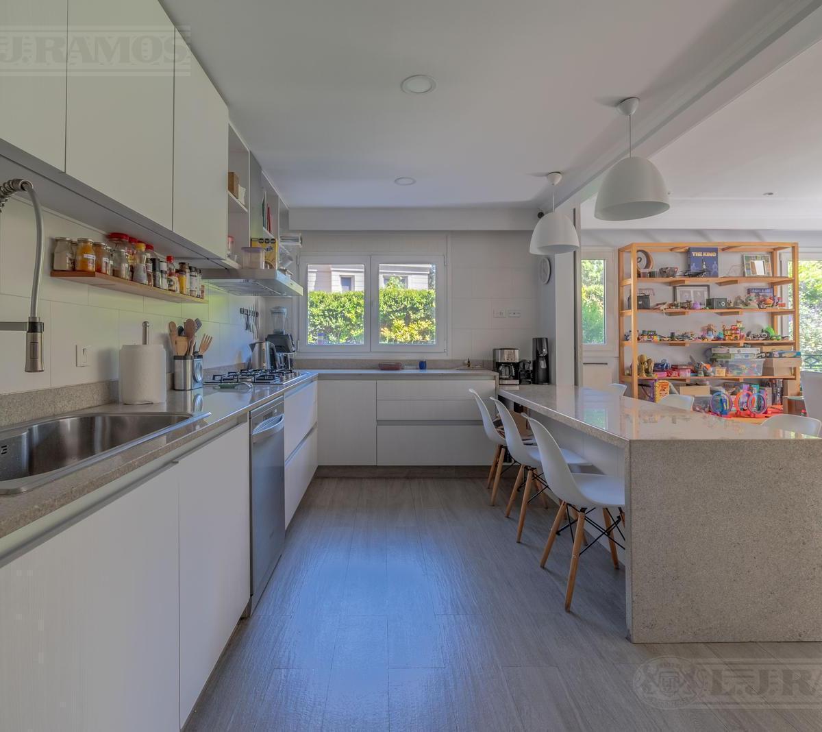 Departamento en Venta y Alquiler en Barrancas Al Rio con Jardín Propio 3