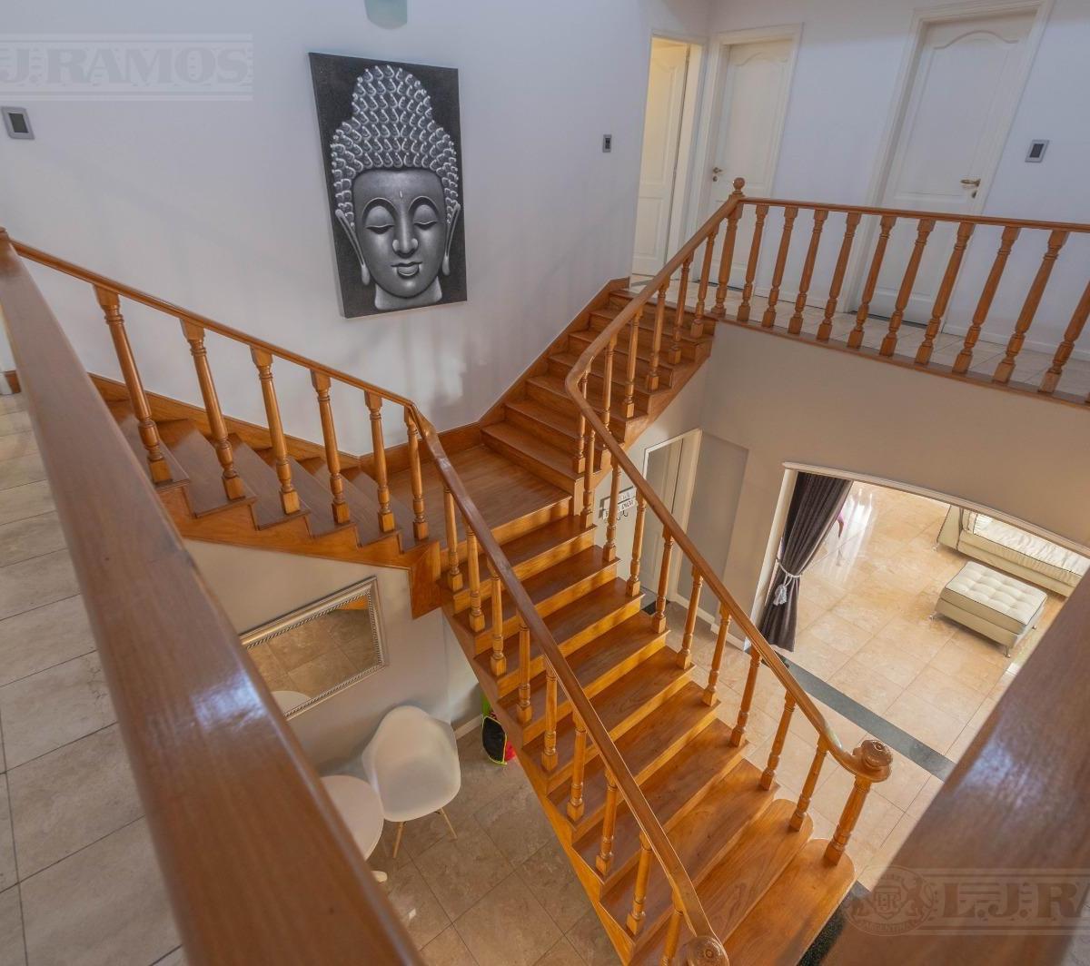 Foto de Exclusiva Casa en venta Barrio Septiembre: Confort y Elegancia - CDR, imagen 5