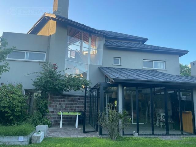 Apto Crédito, Casa con 4 Dorm. en Venta en Santa Barbara 5