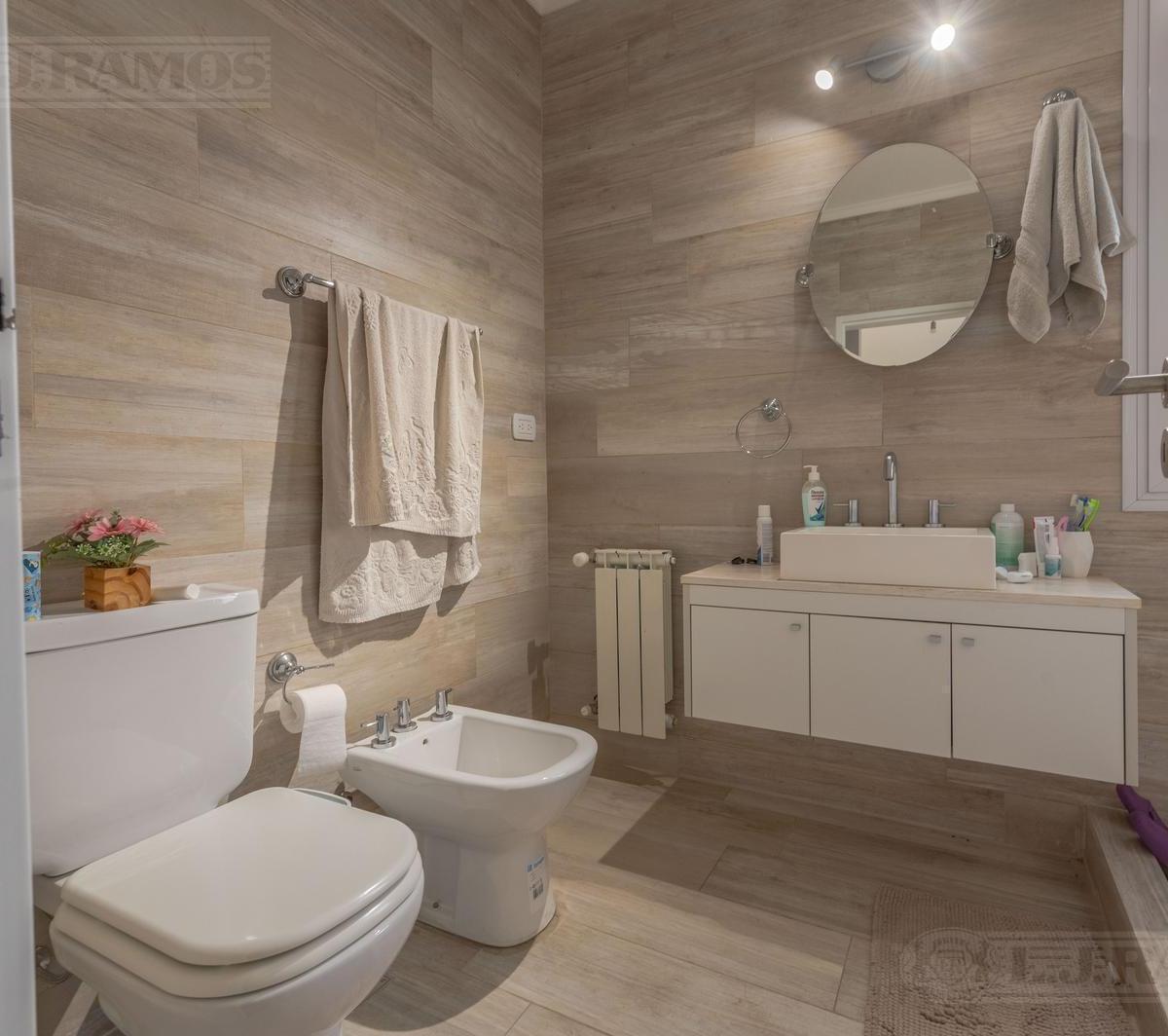 Foto de OPORTUNIDAD VENTA CASA San Sebastián A1 NO APTO CREDITO MB, imagen 4