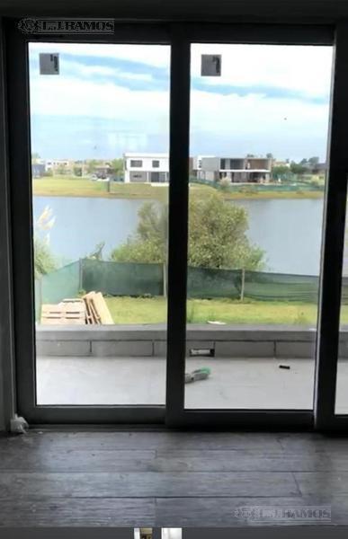 Casa en Escobar 2