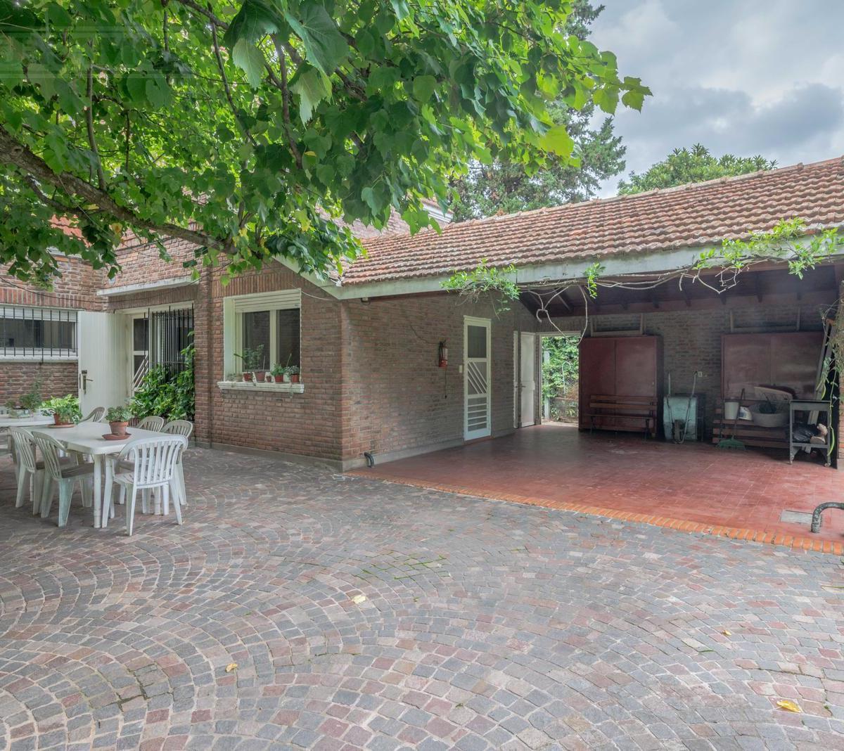 Excelente Lote de 2009 m² en Lomas Jockey 1