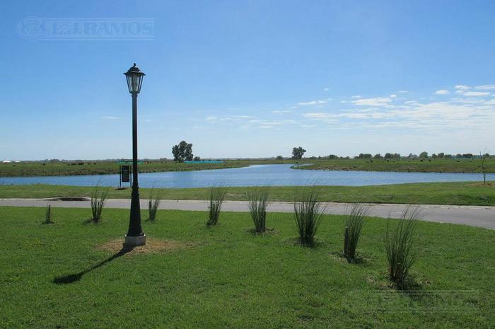 A LAGUNA. AREA 5, SAN MATIAS