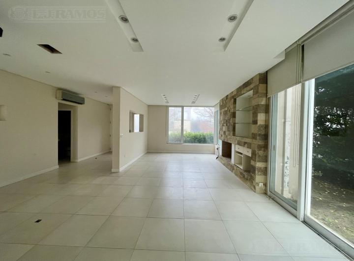Casa en alquiler y/o venta  en Los Sauces - Nordelta 1